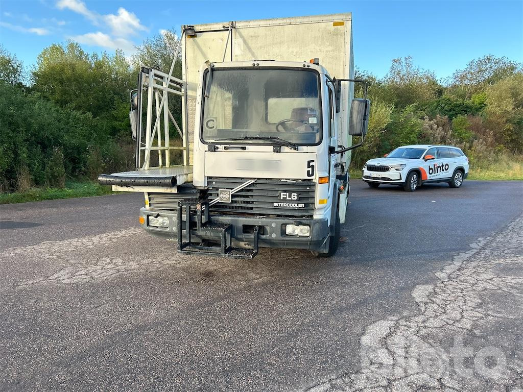 VOLVO FL608 J MNLAST 4*2 - Airport catering truck: picture 2 VOLVO FL608 J MNLAST 4*2 - Airport catering truck: picture 2