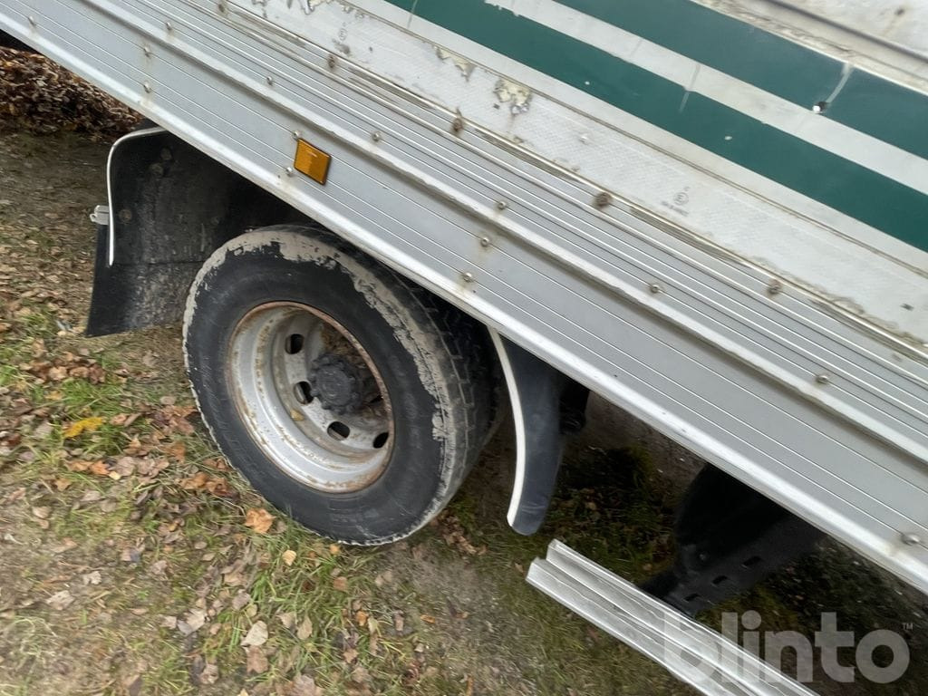 Dropside/ Flatbed truck VOLVO FL612 4X2 med ramper: picture 12