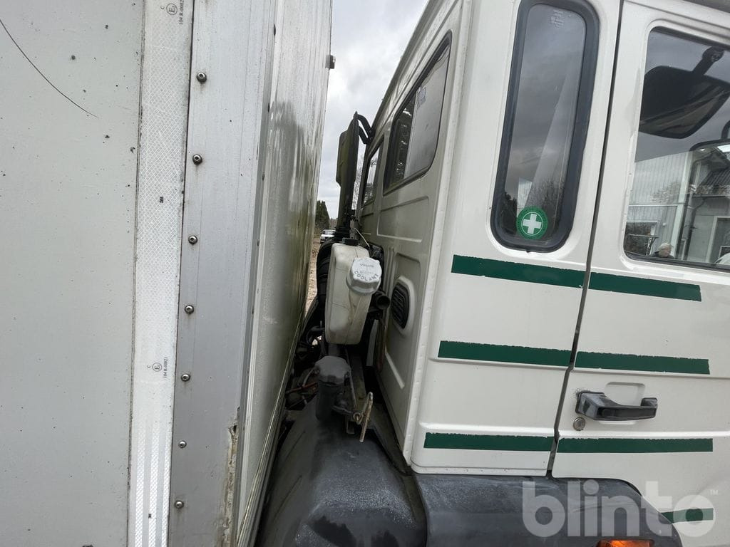 Dropside/ Flatbed truck VOLVO FL612 4X2 med ramper: picture 20