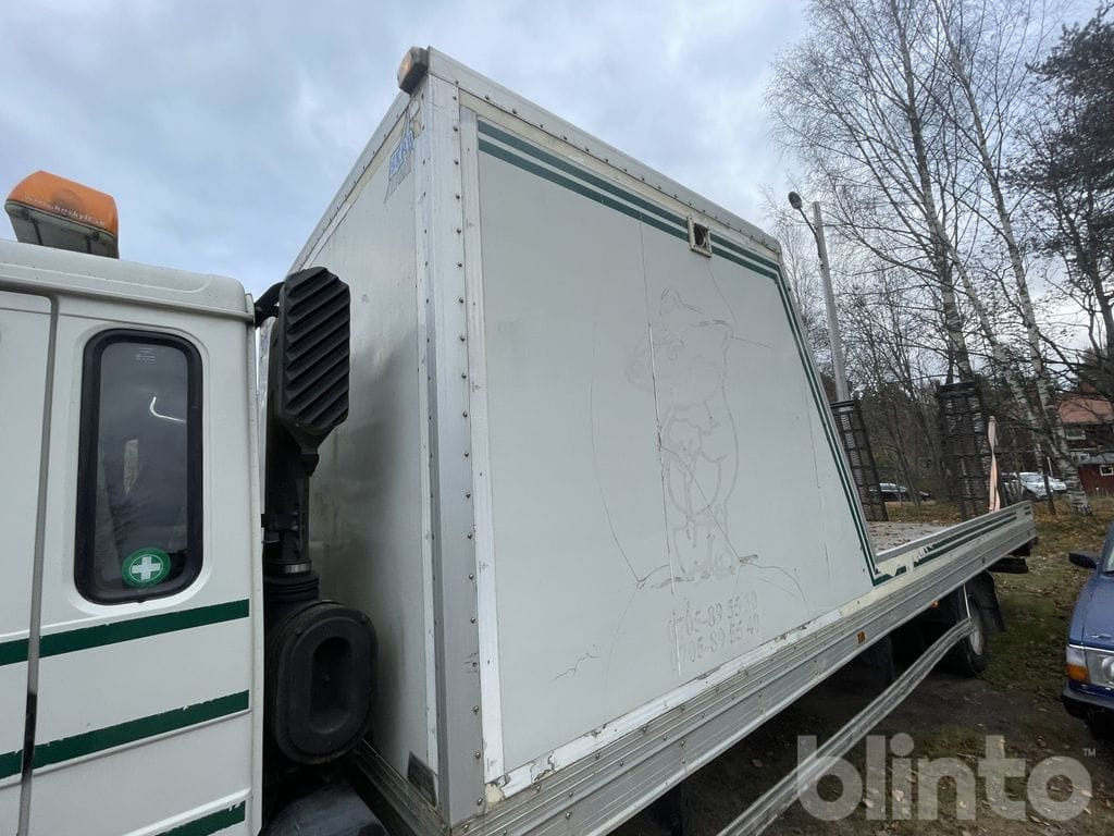 Dropside/ Flatbed truck VOLVO FL612 4X2 med ramper: picture 8