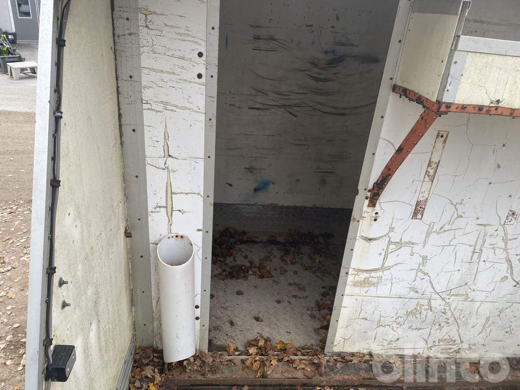 Dropside/ Flatbed truck VOLVO FL612 4X2 med ramper: picture 31