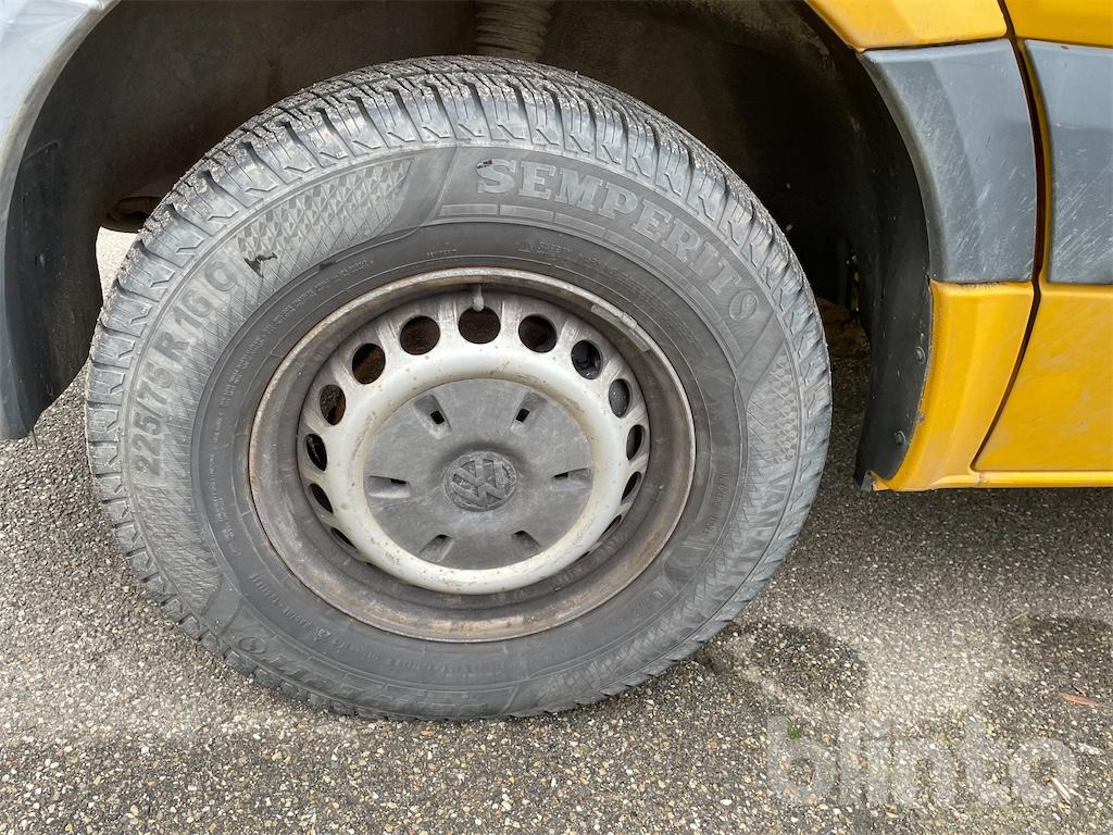 Panel van Volkswagen Crafter (2011): picture 16