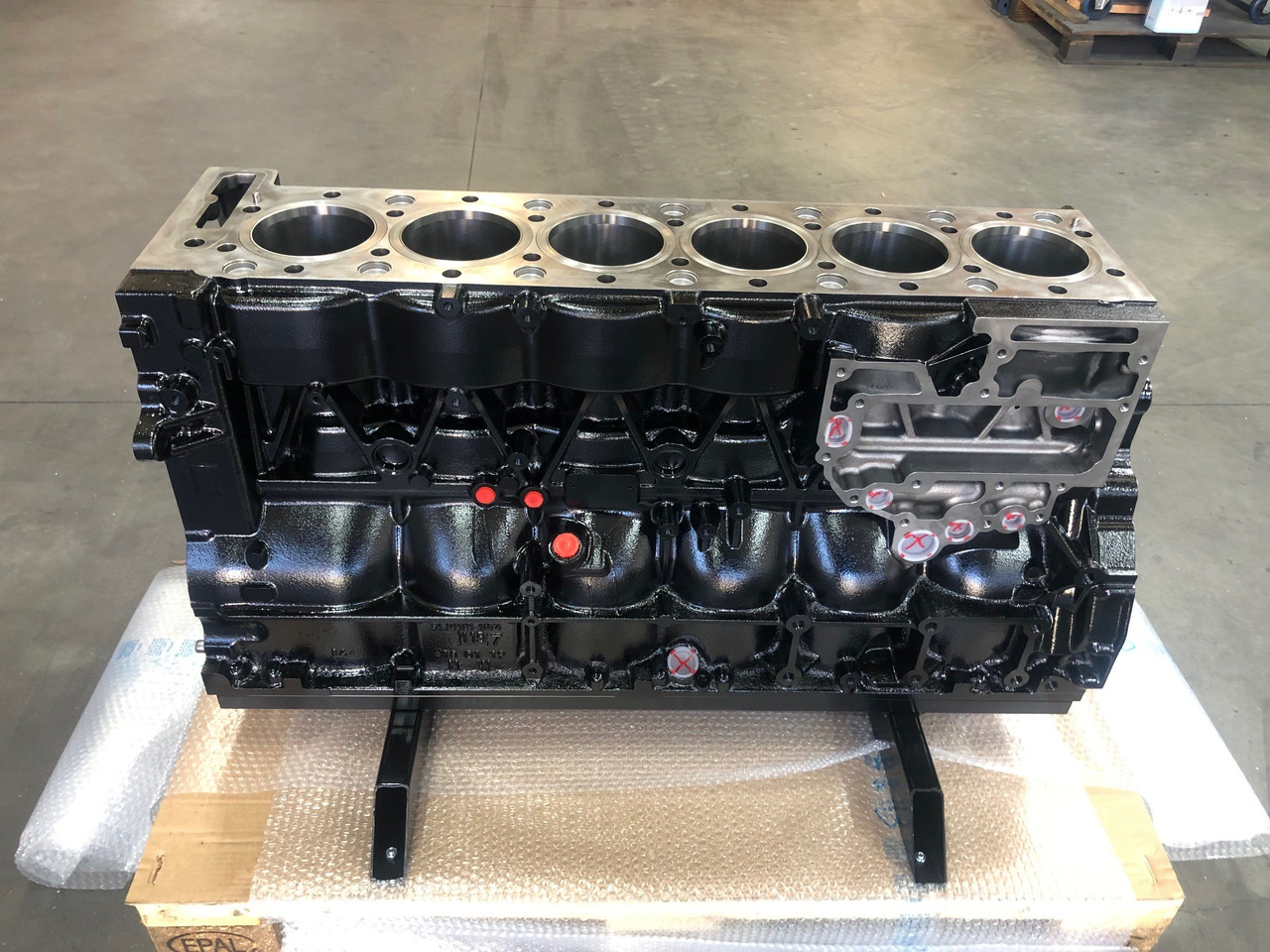 KIT BASAMENTO + ALBERO MOTORE - MAN D2676 EURO6C - Crankcase for Truck: picture 4 KIT BASAMENTO + ALBERO MOTORE - MAN D2676 EURO6C - Crankcase for Truck: picture 4