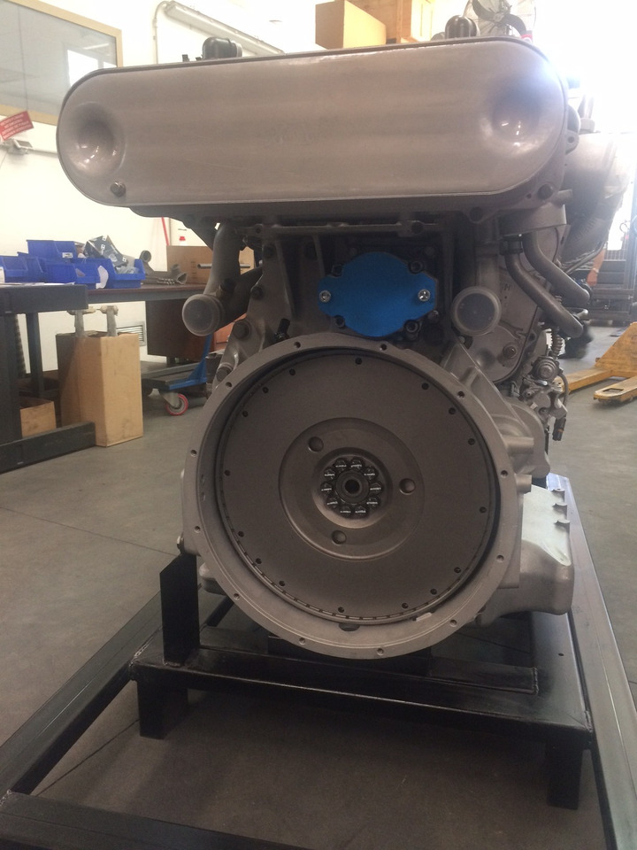 MOTORE MAN D2676LOH28 - 505CV - EEV - BUS - Engine for Bus: picture 2 MOTORE MAN D2676LOH28 - 505CV - EEV - BUS - Engine for Bus: picture 2