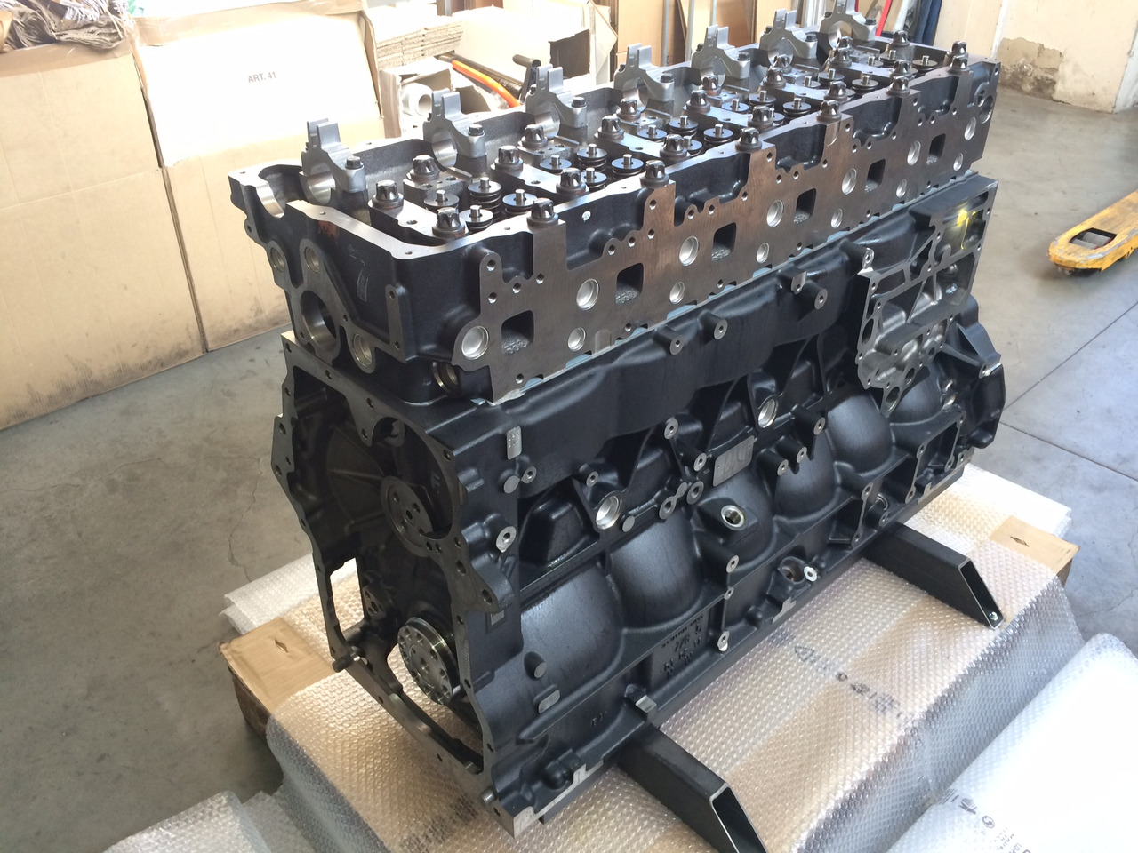 MOTORE MAN D2676LOH31 - 480CV - EURO 6 - BUS - Engine for Bus: picture 2 MOTORE MAN D2676LOH31 - 480CV - EURO 6 - BUS - Engine for Bus: picture 2