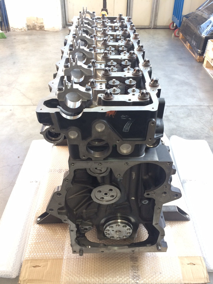 MOTORE MAN D2676LOH31 - 480CV - EURO 6 - BUS - Engine for Bus: picture 4 MOTORE MAN D2676LOH31 - 480CV - EURO 6 - BUS - Engine for Bus: picture 4
