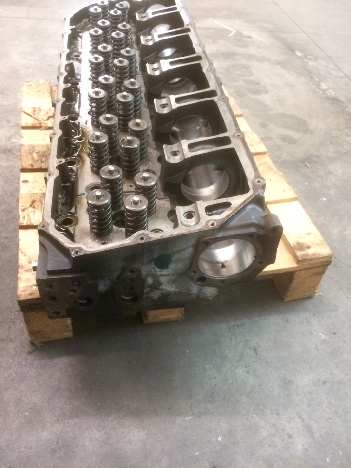 TESTATA IVECO CURSOR 10 - Cylinder head: picture 3 TESTATA IVECO CURSOR 10 - Cylinder head: picture 3
