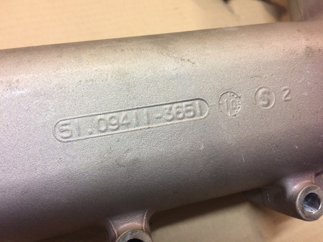 TUBO MANDATA ARIA DI CARICA MAN 51094115165 - Air intake pipe for Truck: picture 5 TUBO MANDATA ARIA DI CARICA MAN 51094115165 - Air intake pipe for Truck: picture 5