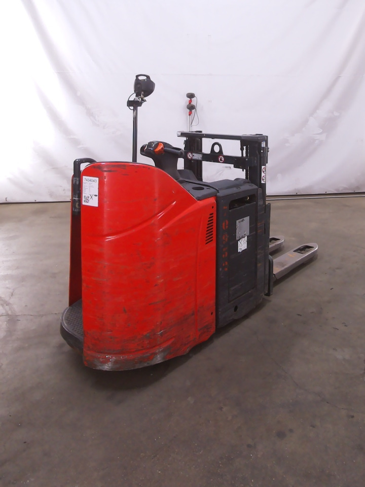 Linde D12HPSP - Stacker: picture 2 Linde D12HPSP - Stacker: picture 2