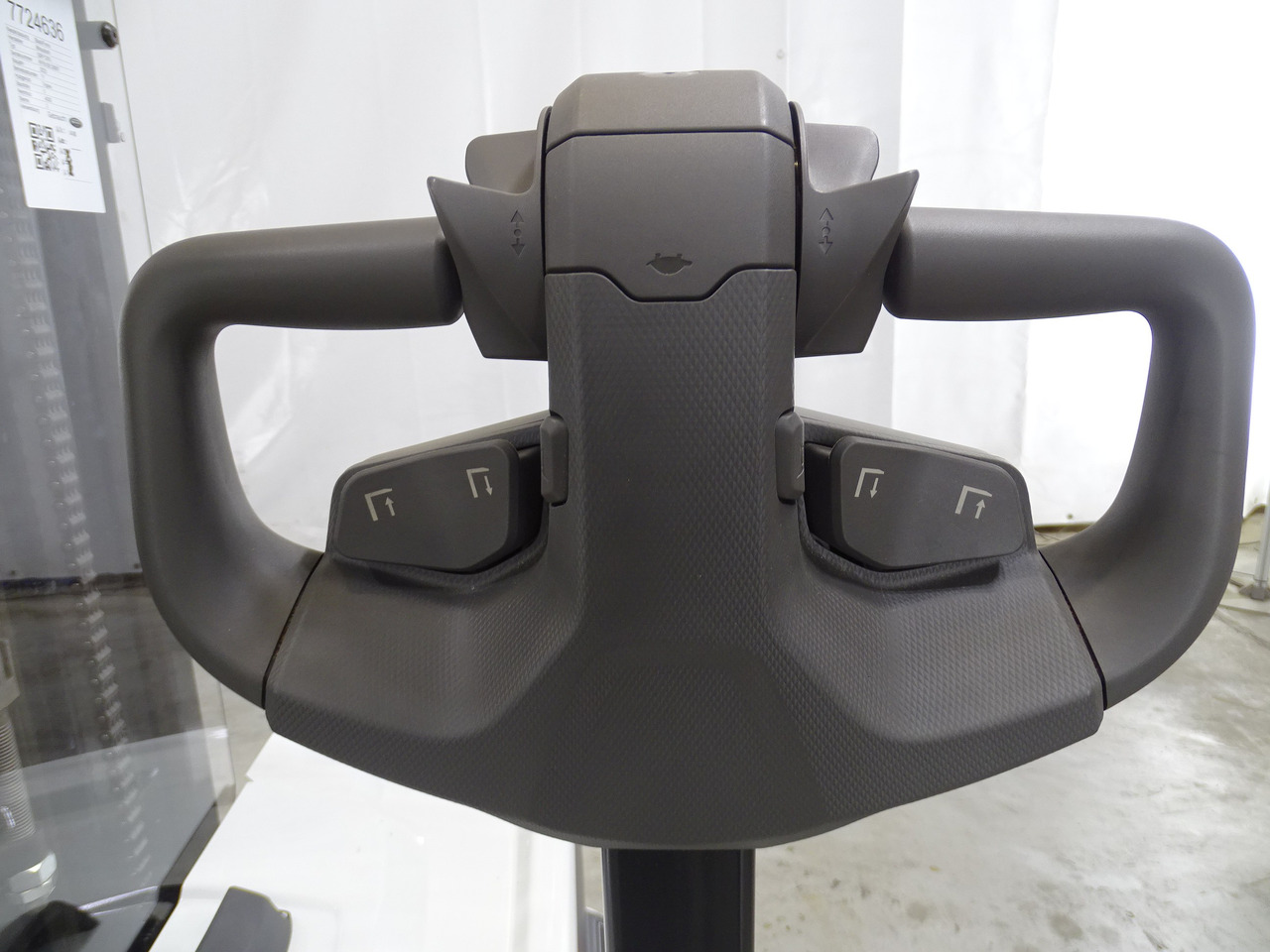 Mitsubishi SBP12N3 - Stacker: picture 3 Mitsubishi SBP12N3 - Stacker: picture 3