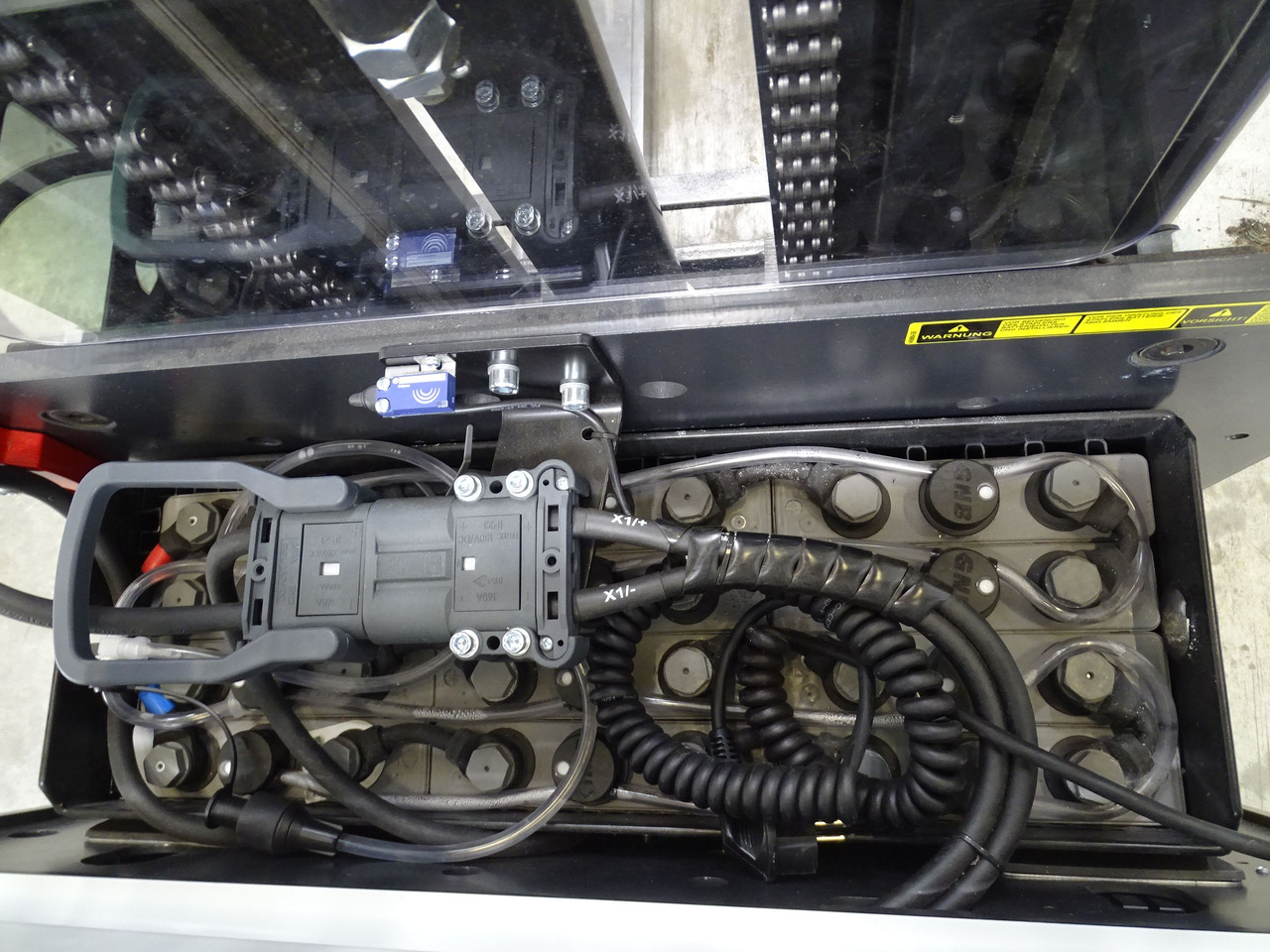 Mitsubishi SBP12N3 - Stacker: picture 4 Mitsubishi SBP12N3 - Stacker: picture 4