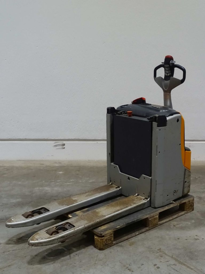 Still EXU-H18 - Stacker: picture 5 Still EXU-H18 - Stacker: picture 5