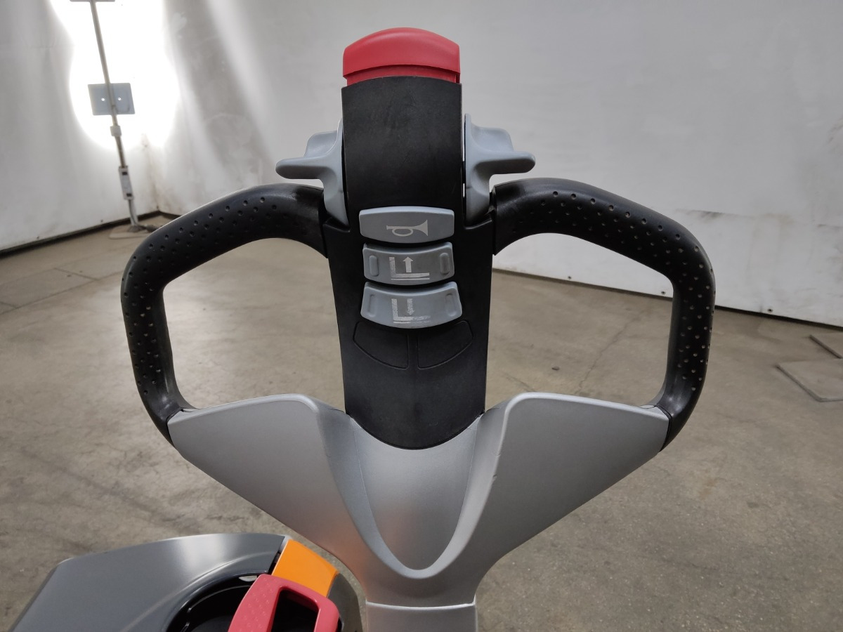 Still EXU18/BATT.NEU - Pallet truck: picture 3 Still EXU18/BATT.NEU - Pallet truck: picture 3