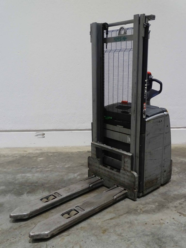 Still EXV16 - Stacker: picture 1 Still EXV16 - Stacker: picture 1