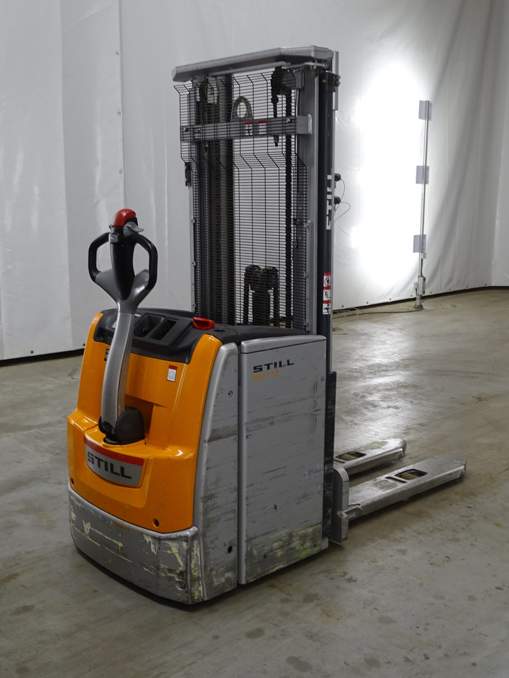 Still EXV16 - Stacker: picture 2 Still EXV16 - Stacker: picture 2