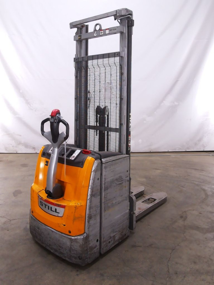Still EXV20 - Stacker: picture 2 Still EXV20 - Stacker: picture 2