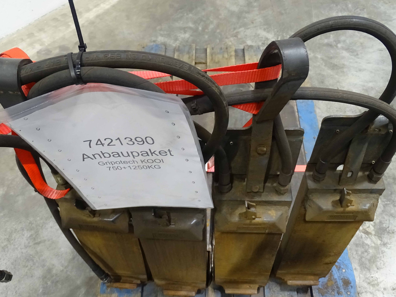 Weitere 2XANBAUGERÄTE - Forks for Material handling equipment: picture 3 Weitere 2XANBAUGERÄTE - Forks for Material handling equipment: picture 3