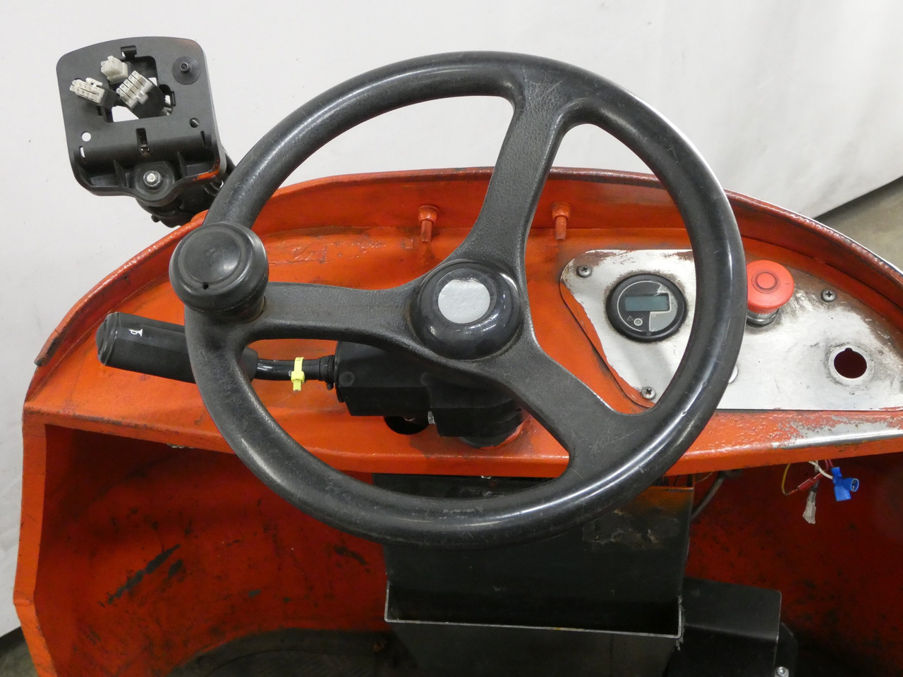 Weitere BRADSHAWT800 - Tow tractor: picture 3 Weitere BRADSHAWT800 - Tow tractor: picture 3
