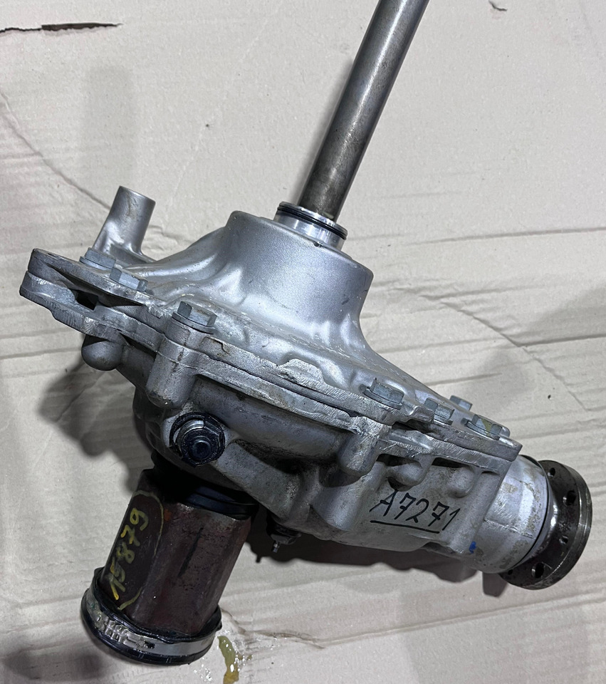 BMW 7558153 FRONT DIFFERENTIAL - Gearbox and parts for Other machinery: picture 3 BMW 7558153 FRONT DIFFERENTIAL - Gearbox and parts for Other machinery: picture 3