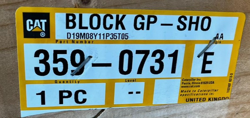 CATERPILLAR 359-0731 – Genuine Caterpillar Engine Block - CAT 3054C - Engine: picture 2 CATERPILLAR 359-0731 – Genuine Caterpillar Engine Block - CAT 3054C - Engine: picture 2