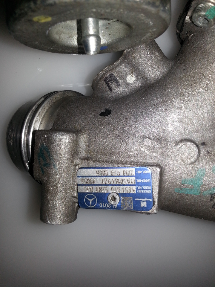 Turbo Mercedes Sprinter 216/316/416/516 CDI BiTurbo Euro 5 - Engine and parts for Car: picture 5 Turbo Mercedes Sprinter 216/316/416/516 CDI BiTurbo Euro 5 - Engine and parts for Car: picture 5