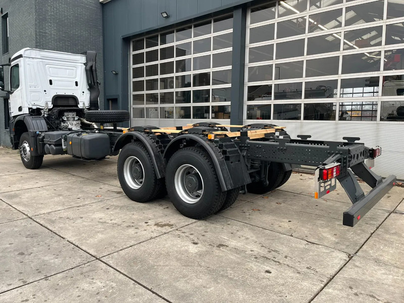 Mercedes-Benz Arocs 4045 6x4 Chassis Cabin - Cab chassis truck: picture 3 Mercedes-Benz Arocs 4045 6x4 Chassis Cabin - Cab chassis truck: picture 3