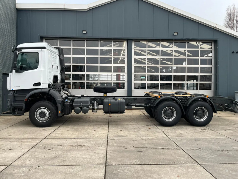 Mercedes-Benz Arocs 4045 6x4 Chassis Cabin - Cab chassis truck: picture 2 Mercedes-Benz Arocs 4045 6x4 Chassis Cabin - Cab chassis truck: picture 2
