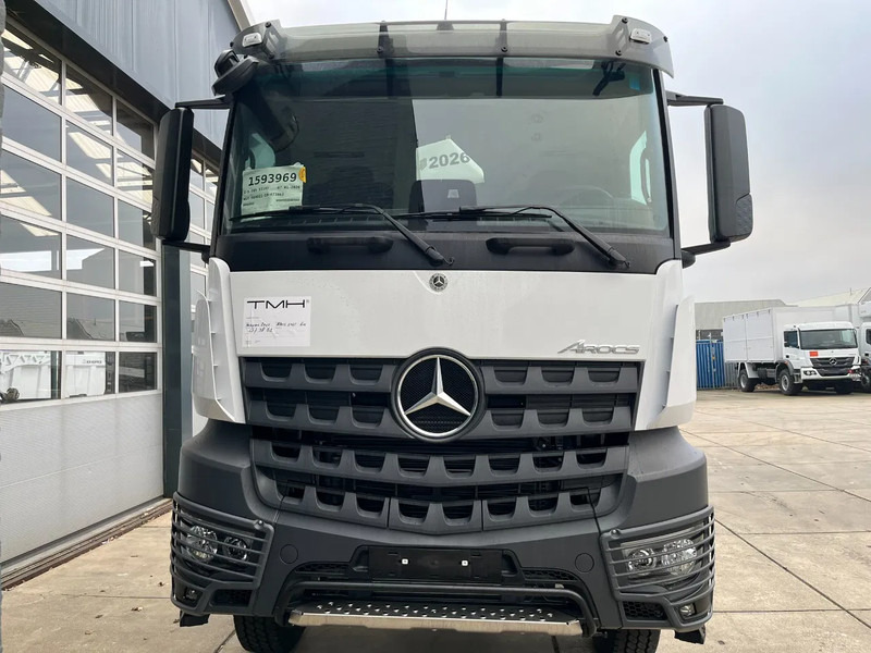 Mercedes-Benz Arocs 4045 6x4 Chassis Cabin - Cab chassis truck: picture 4 Mercedes-Benz Arocs 4045 6x4 Chassis Cabin - Cab chassis truck: picture 4