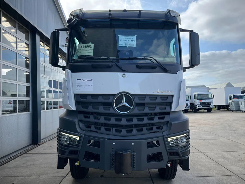 Mercedes-Benz Arocs 4058 AS 6x6 Tractor Head 180T Push Pull EURO-5 - Tractor unit: picture 4 Mercedes-Benz Arocs 4058 AS 6x6 Tractor Head 180T Push Pull EURO-5 - Tractor unit: picture 4
