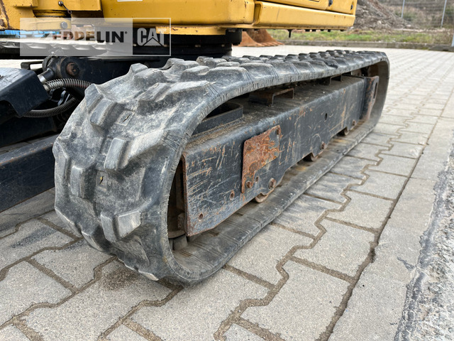Mini excavator Cat 301.8-05A: picture 13