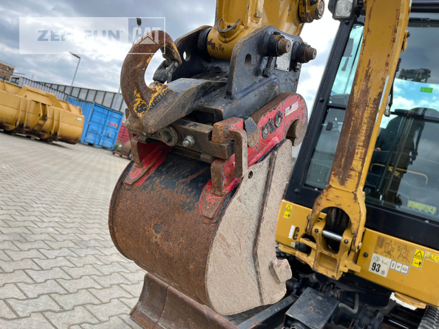 Mini excavator Cat 301.8-05A: picture 9
