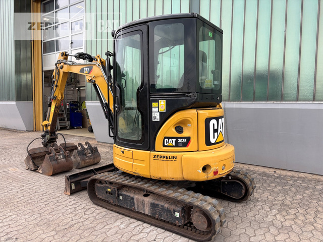 Cat 303ECR - Mini excavator: picture 3 Cat 303ECR - Mini excavator: picture 3