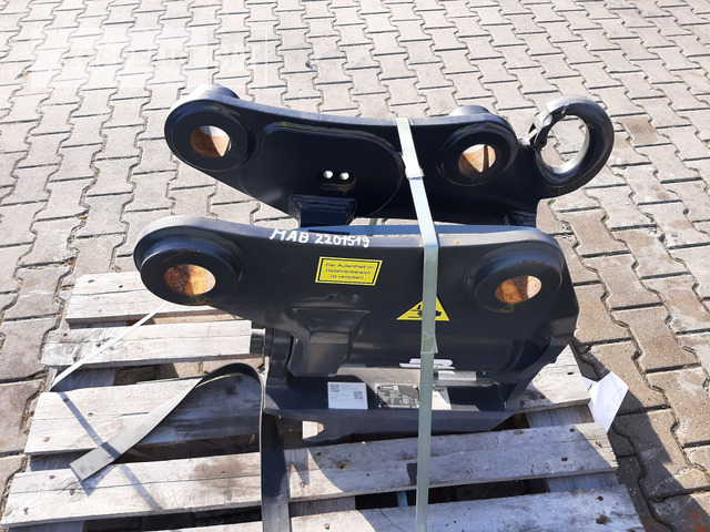 Raedlinger Schwenkmotor HS08 - Quick coupler for Construction machinery: picture 1 Raedlinger Schwenkmotor HS08 - Quick coupler for Construction machinery: picture 1