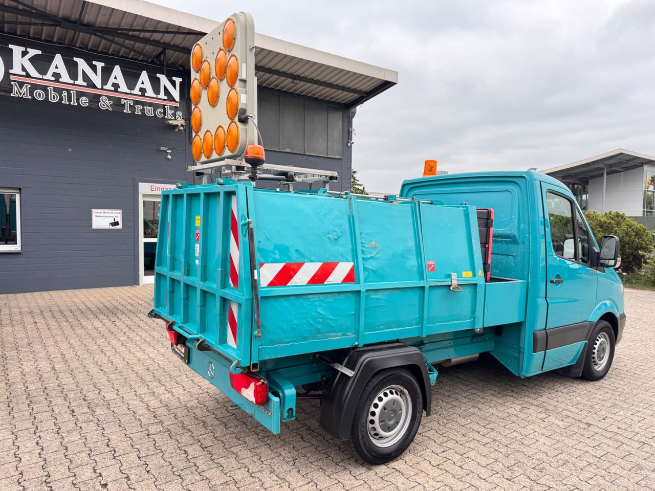 Mercedes-Benz 313 CDI Sprinter II Bertsche Müllwagen Tafel - Commercial vehicle: picture 3 Mercedes-Benz 313 CDI Sprinter II Bertsche Müllwagen Tafel - Commercial vehicle: picture 3