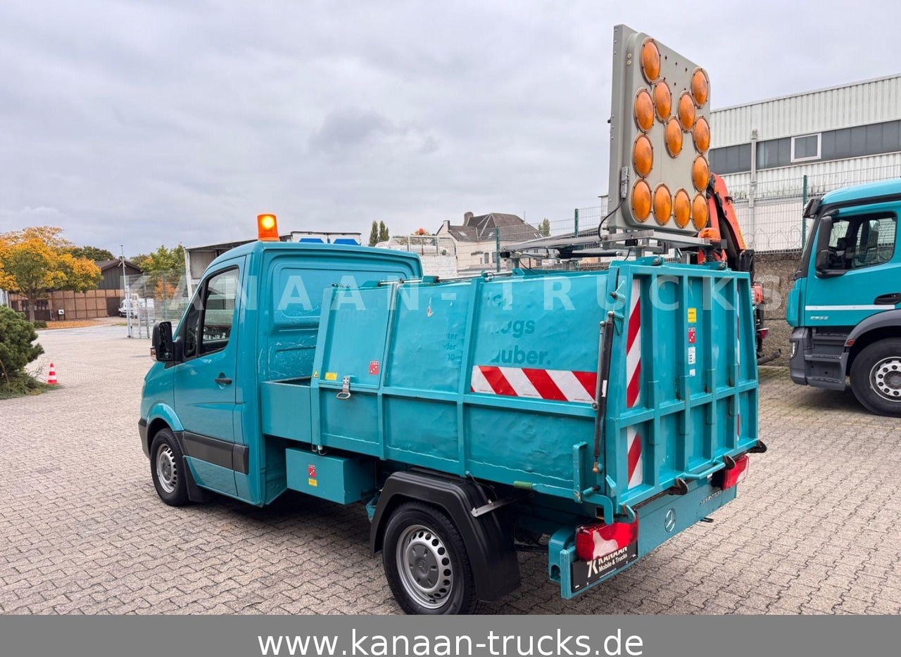 Mercedes-Benz 313 CDI Sprinter II Bertsche Müllwagen Tafel - Garbage truck: picture 4 Mercedes-Benz 313 CDI Sprinter II Bertsche Müllwagen Tafel - Garbage truck: picture 4