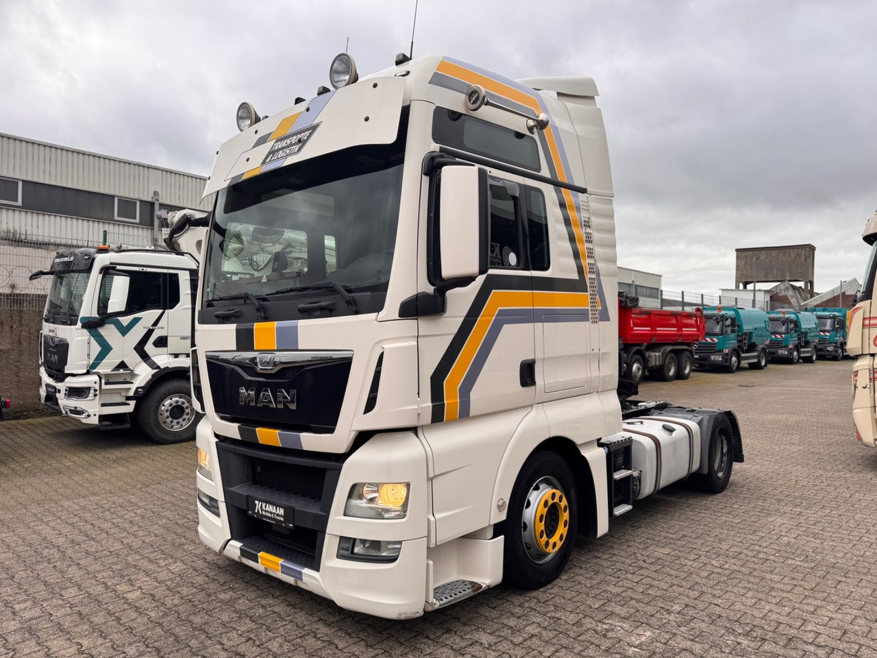 MAN TGX 18.440 4x2 LLS-U LowLiner XXL - Tractor unit: picture 2 MAN TGX 18.440 4x2 LLS-U LowLiner XXL - Tractor unit: picture 2