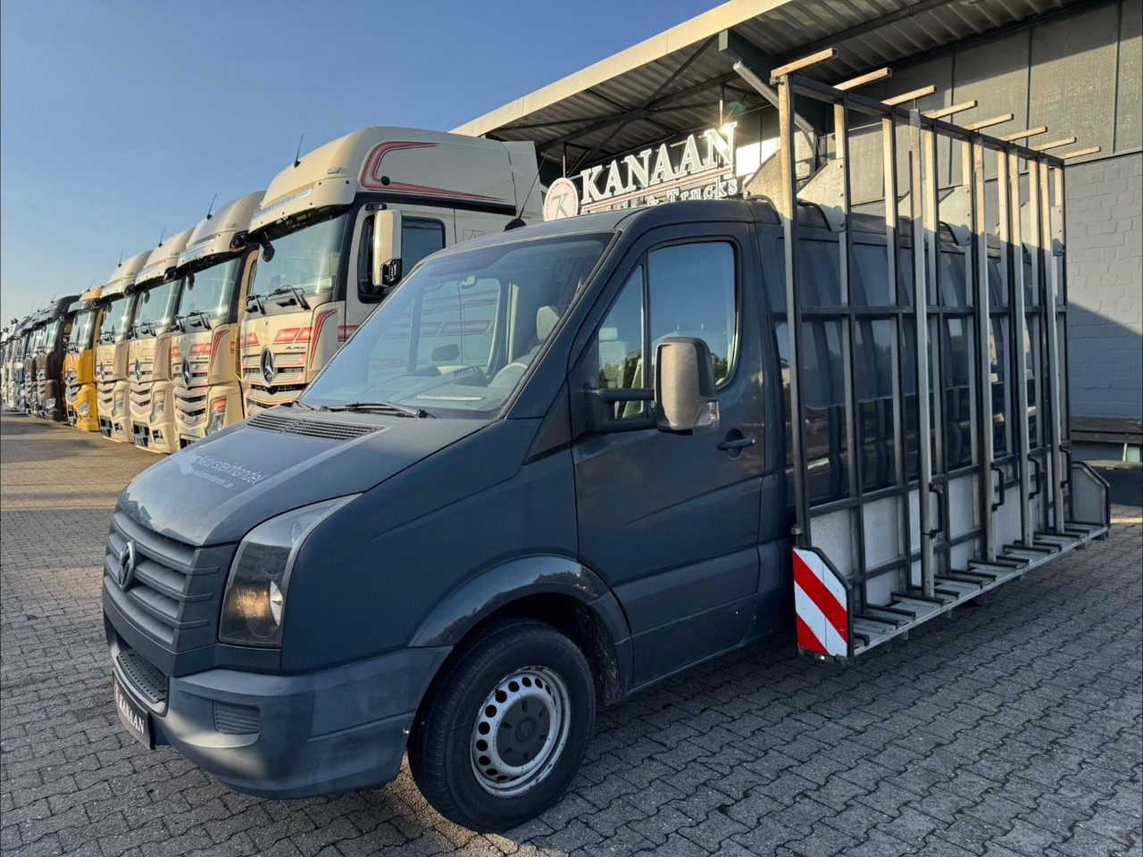 Volkswagen Crafter Kasten 2.0 TDI 30 mittel L2H1 GLASTRANS - Passenger van: picture 4 Volkswagen Crafter Kasten 2.0 TDI 30 mittel L2H1 GLASTRANS - Passenger van: picture 4