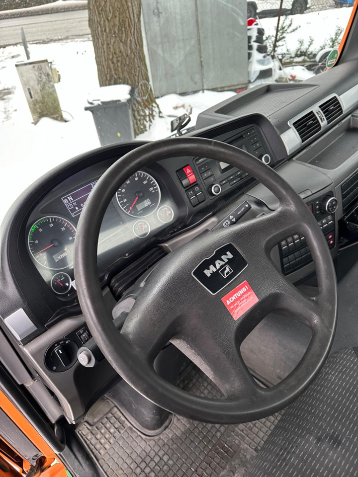 MAN TGS 26.400 6X2-2 BL Meille RK 20.70 Absetzkipper MAN TGS 26.400 6X2-2 BL Meille RK 20.70 Absetzkipper - Skip loader truck: picture 3 MAN TGS 26.400 6X2-2 BL Meille RK 20.70 Absetzkipper MAN TGS 26.400 6X2-2 BL Meille RK 20.70 Absetzkipper - Skip loader truck: picture 3