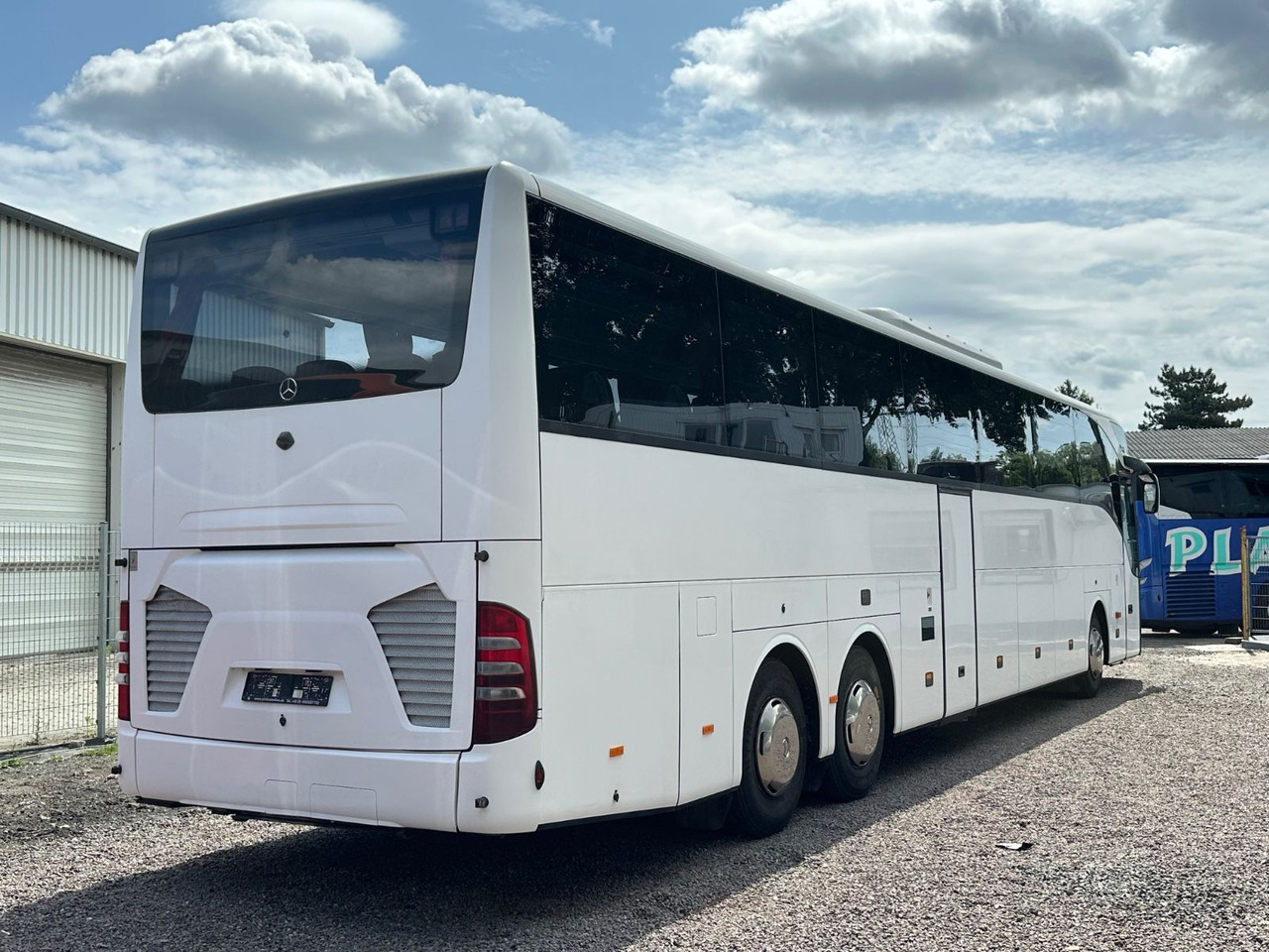 Mercedes-Benz O 350 Tourismo 17 RHD-L (DE*64 SchlafSitze*TOP) - Coach: picture 2 Mercedes-Benz O 350 Tourismo 17 RHD-L (DE*64 SchlafSitze*TOP) - Coach: picture 2