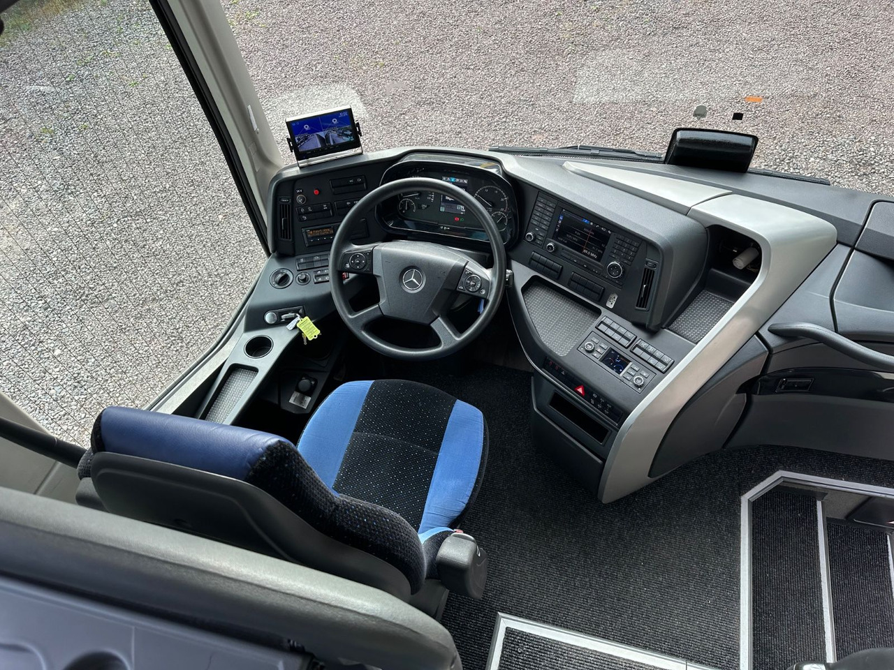 Mercedes-Benz Tourismo E 16 RHD-M/2A (wenig Km*TOP*61 Sitze) - Coach: picture 4 Mercedes-Benz Tourismo E 16 RHD-M/2A (wenig Km*TOP*61 Sitze) - Coach: picture 4