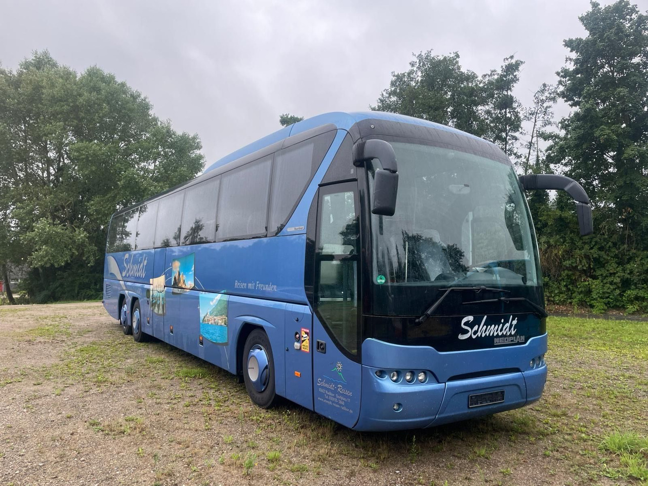 Neoplan Tourliner L P22 (59 Sitze*Schalt*TOP*DE) - Coach: picture 5 Neoplan Tourliner L P22 (59 Sitze*Schalt*TOP*DE) - Coach: picture 5