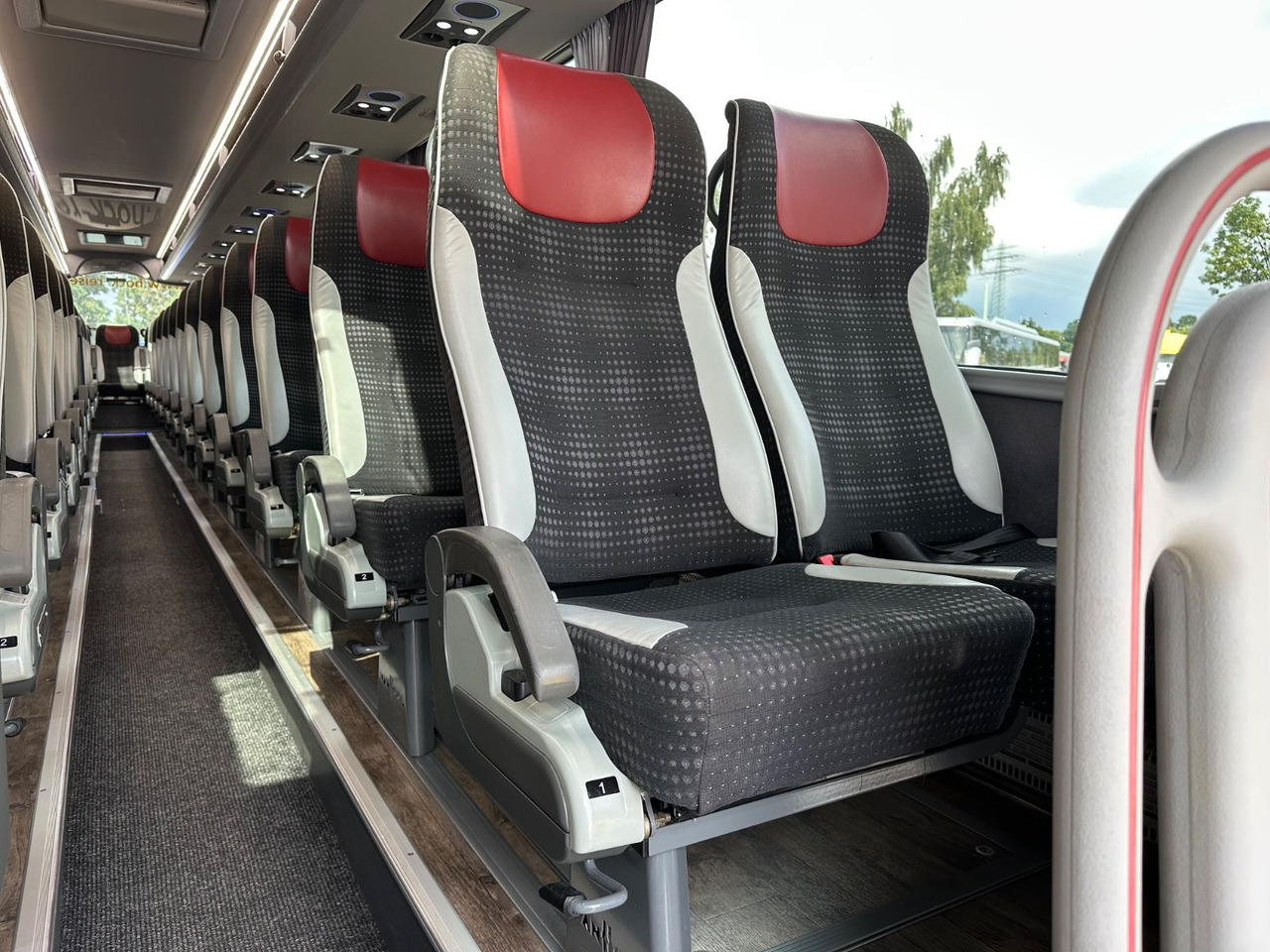 Coach Vanhool TX16 Astron (TOP) 417 HDH/ 517 HDH: picture 6