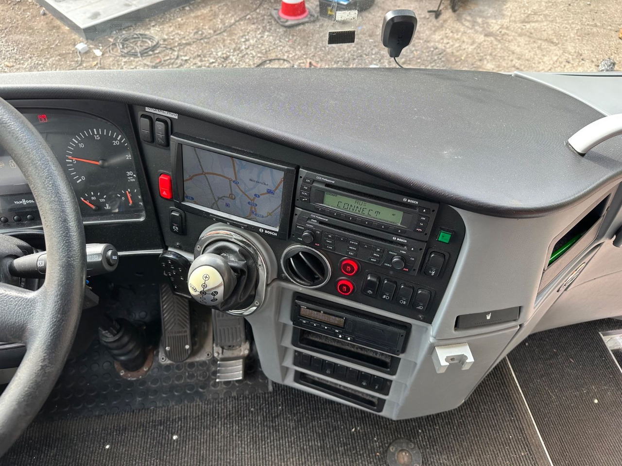 Leasing of Vanhool TX17 Astron (TOP*57 Sitze) 417 HDH/ 517 HDH Vanhool TX17 Astron (TOP*57 Sitze) 417 HDH/ 517 HDH: picture 17 Leasing of Vanhool TX17 Astron (TOP*57 Sitze) 417 HDH/ 517 HDH Vanhool TX17 Astron (TOP*57 Sitze) 417 HDH/ 517 HDH: picture 17