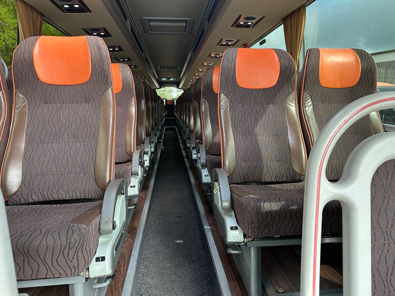 Leasing of Vanhool TX17 Astron (TOP*57 Sitze) 417 HDH/ 517 HDH Vanhool TX17 Astron (TOP*57 Sitze) 417 HDH/ 517 HDH: picture 19 Leasing of Vanhool TX17 Astron (TOP*57 Sitze) 417 HDH/ 517 HDH Vanhool TX17 Astron (TOP*57 Sitze) 417 HDH/ 517 HDH: picture 19